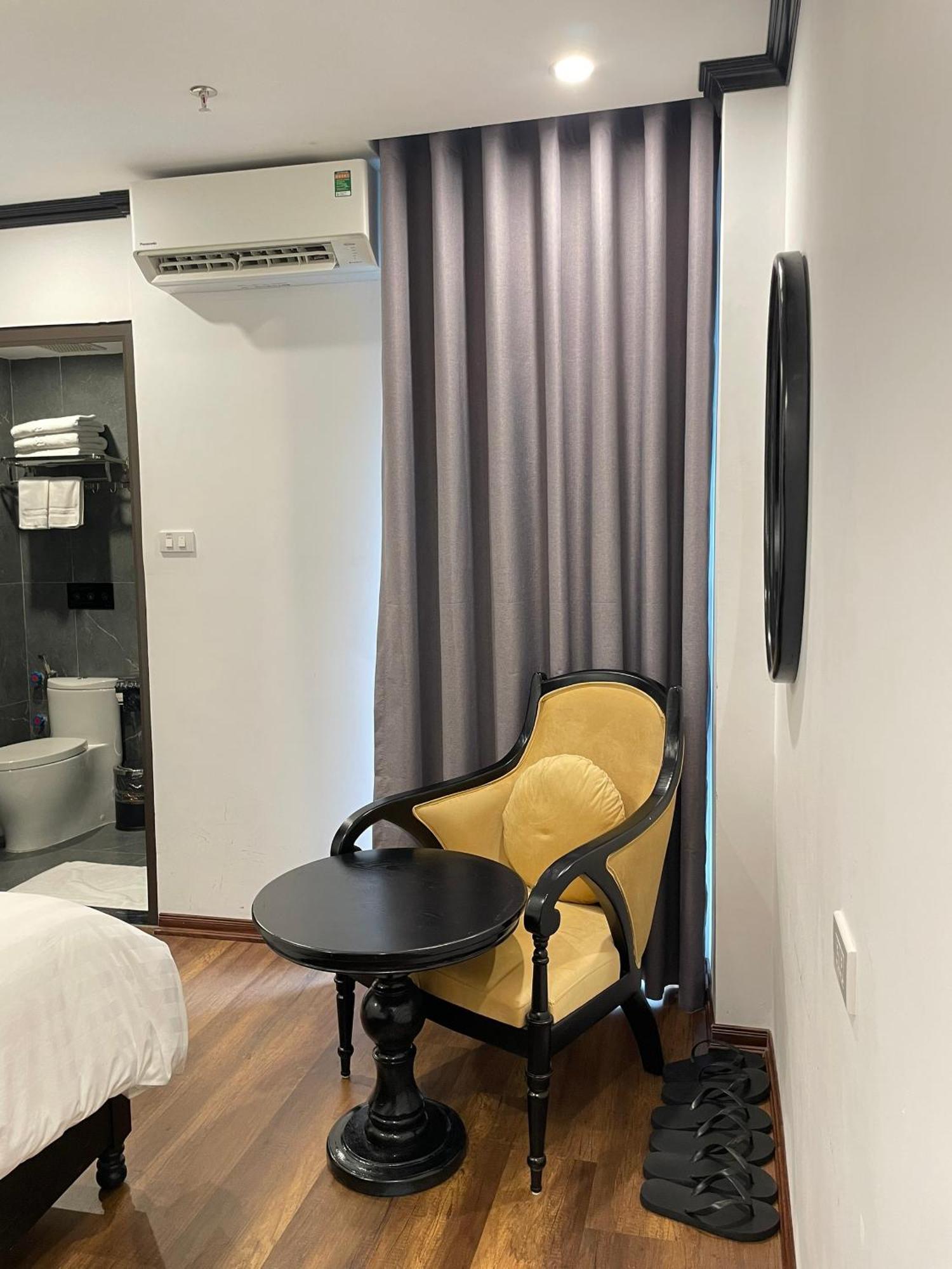 Aquarius Premium Hotel Hanoi Luaran gambar